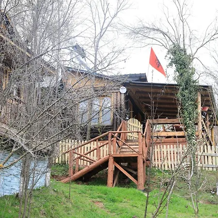 Shtepizat E Rames Agroturizem 度假居 Librazhet