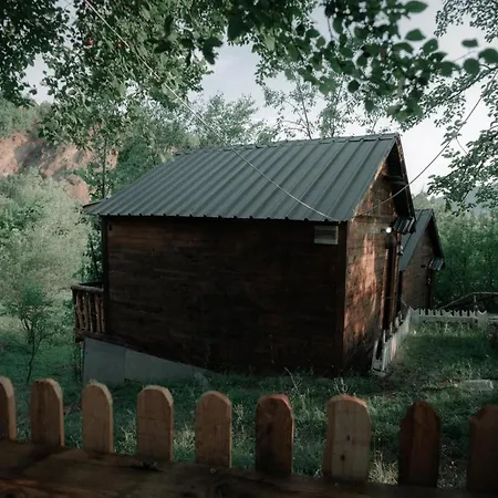 Tatil Evi Shtepizat E Rames Agroturizem