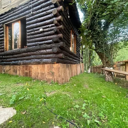 Tatil Evi Shtepizat E Rames Agroturizem *