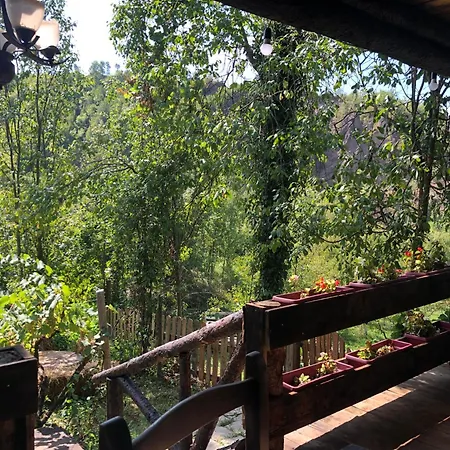 Shtepizat E Rames Agroturizem Tatil Evi