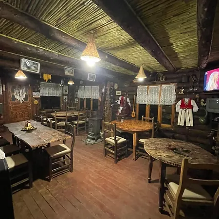 Shtepizat E Rames Agroturizem Tatil Evi