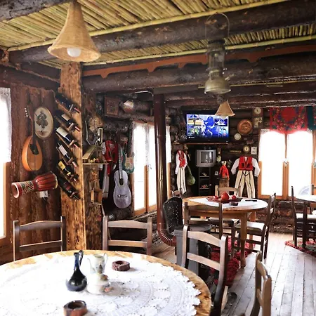 Shtepizat E Rames Agroturizem Holiday home *