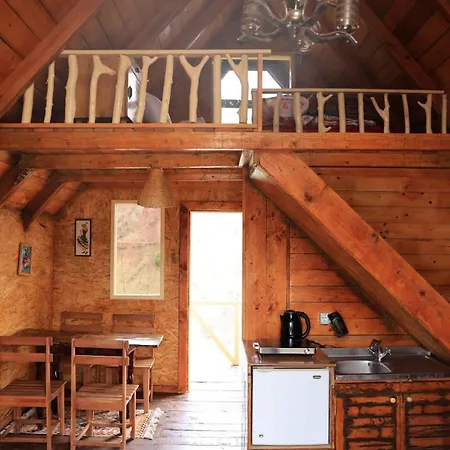 Shtepizat E Rames Agroturizem * Librazhet