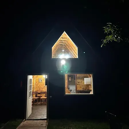 펜션 Shtepizat E Rames Agroturizem