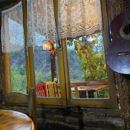 Shtepizat E Rames Agroturizem Tatil Evi *