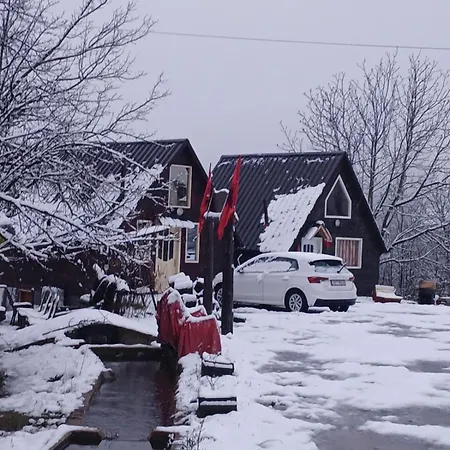 Shtepizat E Rames Agroturizem Tatil Evi *