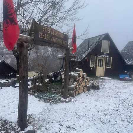 Shtepizat E Rames Agroturizem Tatil Evi *