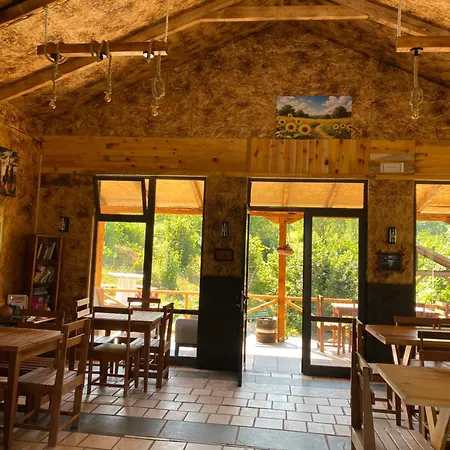 Casa de Férias Shtepizat E Rames Agroturizem *