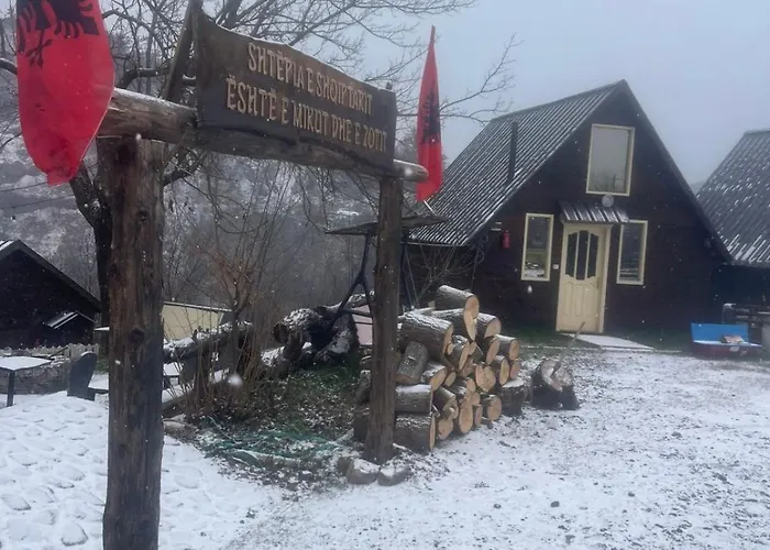 Shtepizat E Rames Agroturizem Tatil Evi *